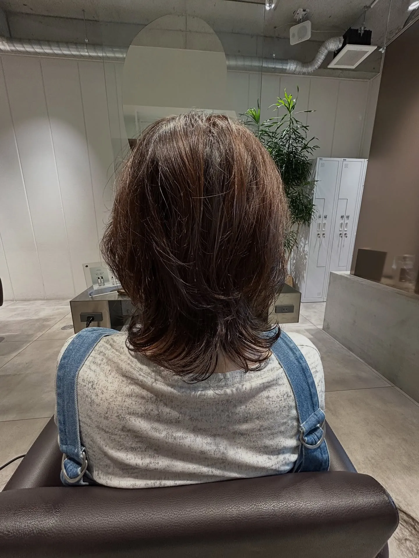 1枚目  4ヶ月前のパーマを活かしたカット！